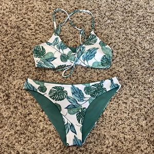 Reversible tropical leaves bikini (cupshe?)